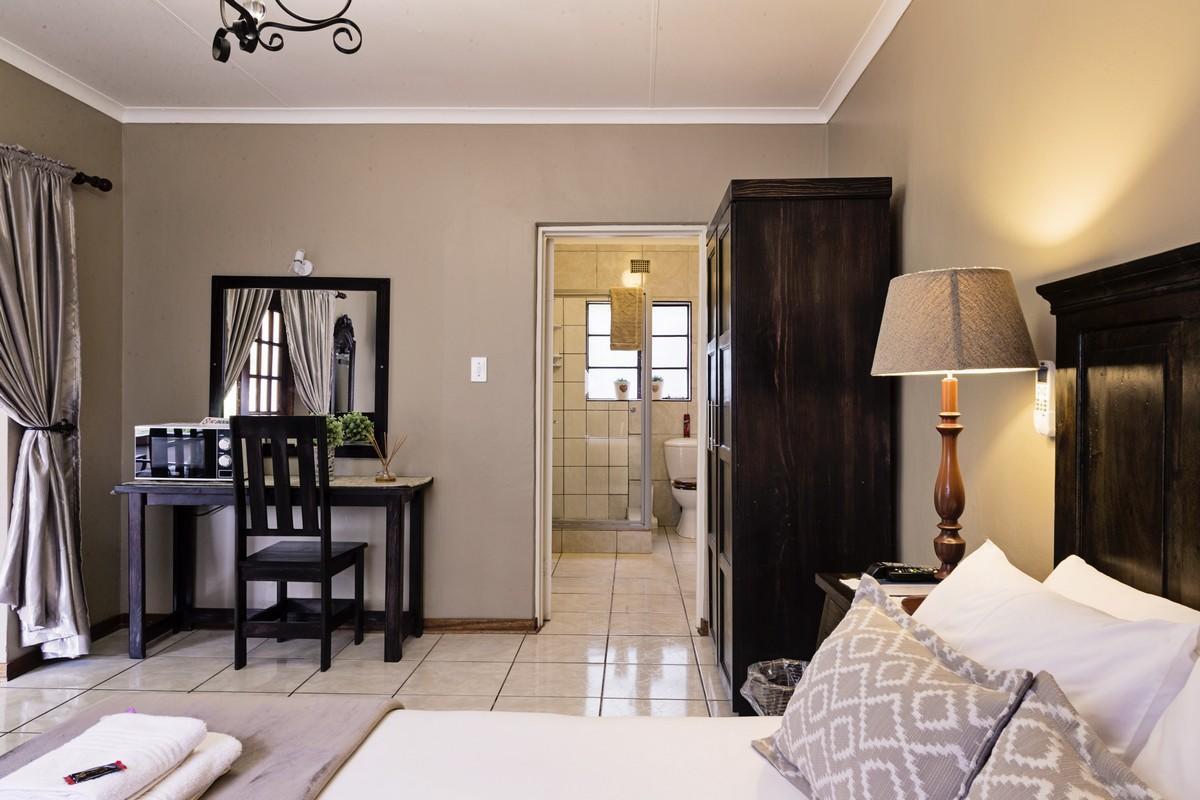 Holme Lea Manor Bed and Breakfast Piet Retief Eksteriør billede